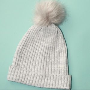 🍋3 for $20🍋 Revolve HAT ATTACK Light Gray Wither Hat with Faux Fur Pom Pom